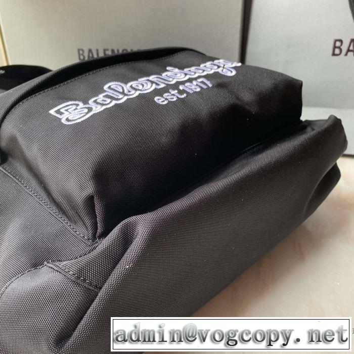 秋冬コーデと相性がいい バレンシアガ おしゃれなファッションコーデ BALENCIAGA リュック 2019トレンド秋冬おすすめ安い