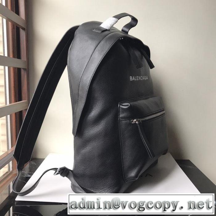 リュック 【2019秋冬】の注目トレンド バレンシアガ BALENCIAGA 2019トレンドファッション新品 今季トレンドをうまく取り