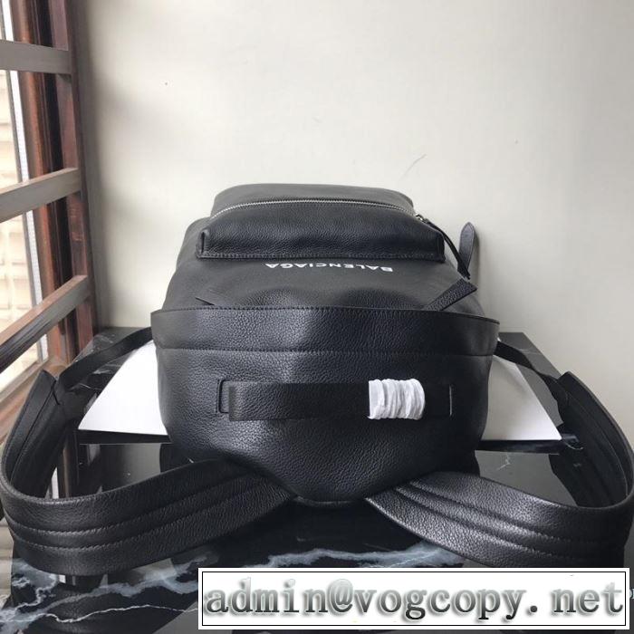 リュック 【2019秋冬】の注目トレンド バレンシアガ BALENCIAGA 2019トレンドファッション新品 今季トレンドをうまく取り