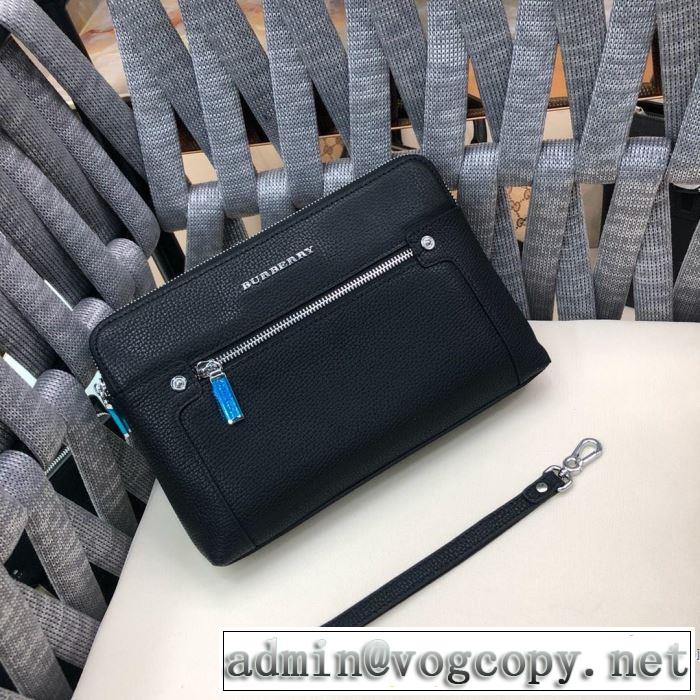 今流行のストリート上品 バーバリー BURBERRY ポーチ 【2019春夏】最新コレクション