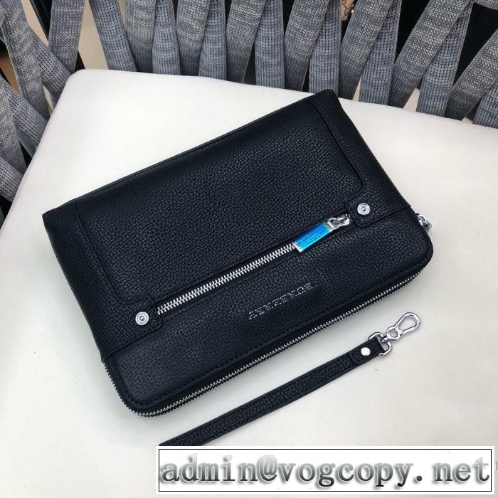 今流行のストリート上品 バーバリー BURBERRY ポーチ 【2019春夏】最新コレクション