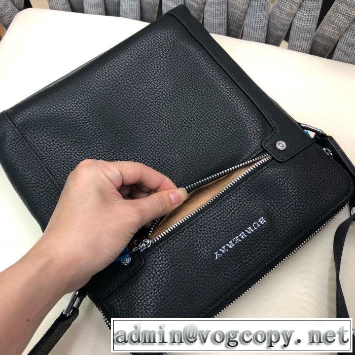 ビジネスバッグ 春夏の流行りトップス 2019春夏の大注目トレンド バーバリー BURBERRY