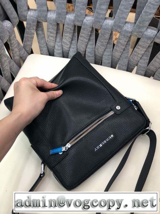 ビジネスバッグ 春夏の流行りトップス 2019春夏の大注目トレンド バーバリー BURBERRY