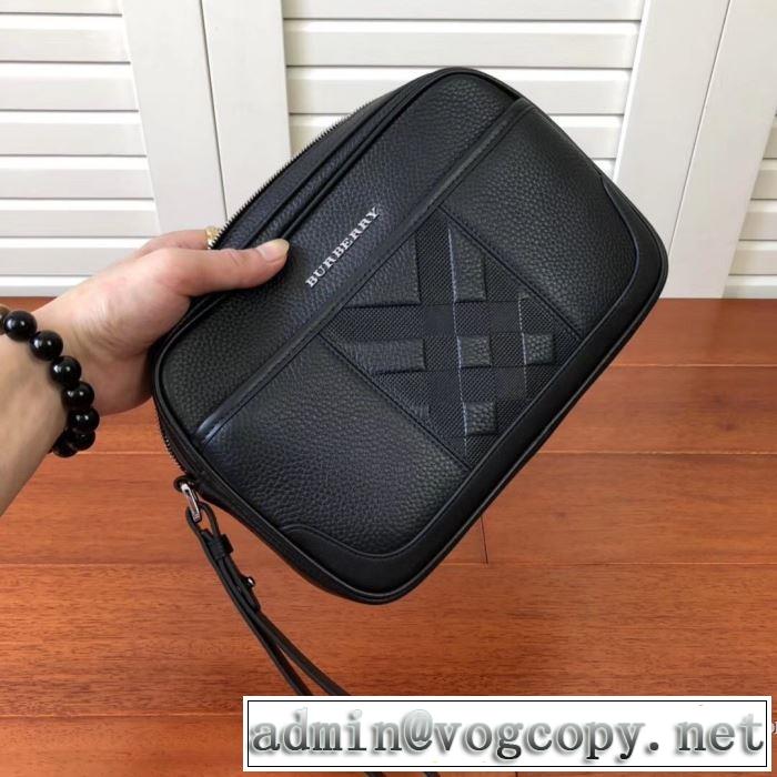 お洒落が楽しめる秋冬新品　バーバリーもちろんトレンド最新モデル　BURBERRY2019-20秋冬ファッションを楽しみ　ハンドバッグ