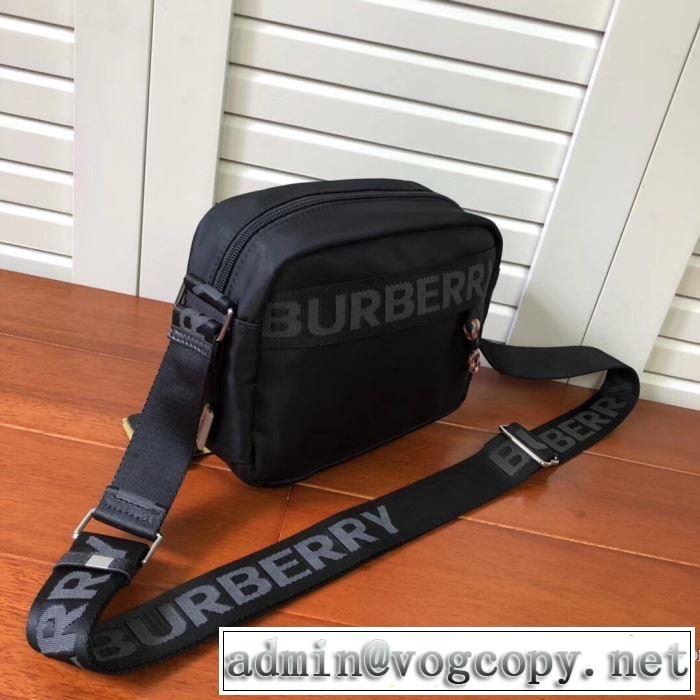 バーバリー 絶対に押さえておきたい人気色　BURBERRY　2019/2020年AW人気ブランドミニバッグ　初秋から晩冬まで活躍する上品