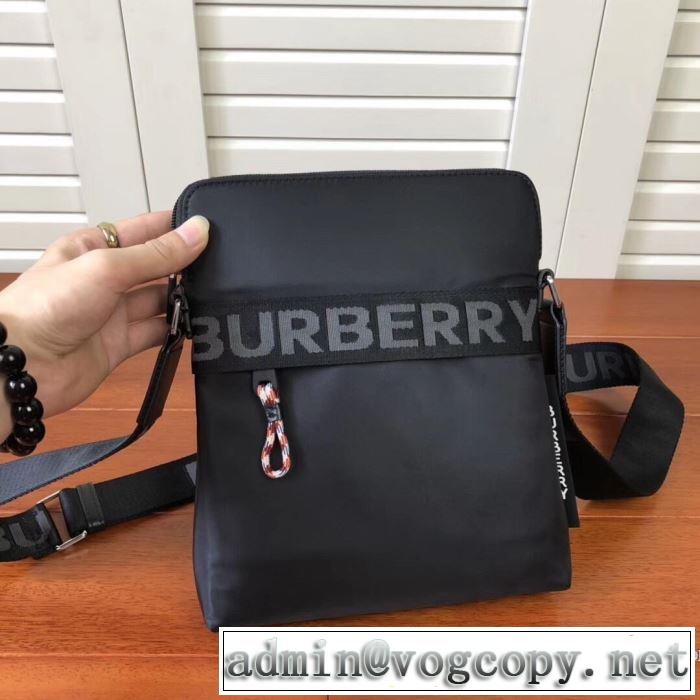 ミニバッグ　大人気のブランド安い買い物　バーバリー2019秋冬の人気アイテムセール BURBERRY　今季も取り入れやすいコーデ