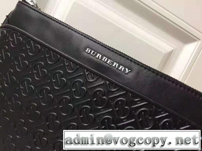 2019秋冬大人気アイテム注目　バーバリー 「2019-2020秋冬」トレンド新作　BURBERRY　ハンドバッグ 秋冬にも大活躍間違いなし