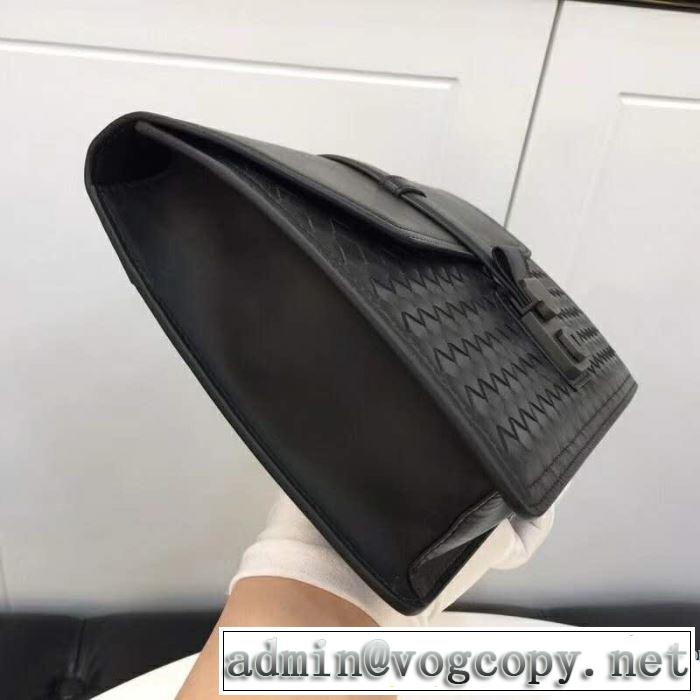 ボッテガ ヴェネタ BOTTEGA VENETA ポーチ 《2019年》今、注目のストリート 素敵カジュアル春夏新品