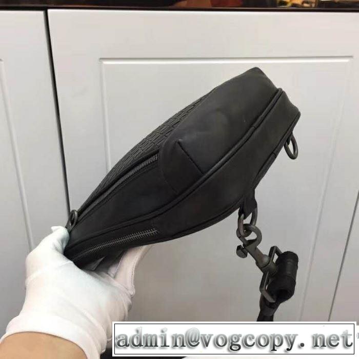今季は特に注目ファション ボッテガ ヴェネタ BOTTEGA VENETA ショルダーバッグ 夏らしい季節感