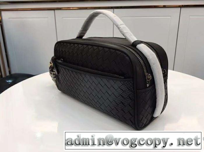 季節感のあるファッション ボッテガ ヴェネタ BOTTEGA VENETA ビジネスバッグ 《2019年》今、注目のストリート
