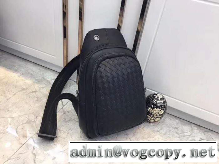リュック 夏に良く似合うちょっと新品 ボッテガ ヴェネタ BOTTEGA VENETA  2019年夏の一押しファッションアイテム
