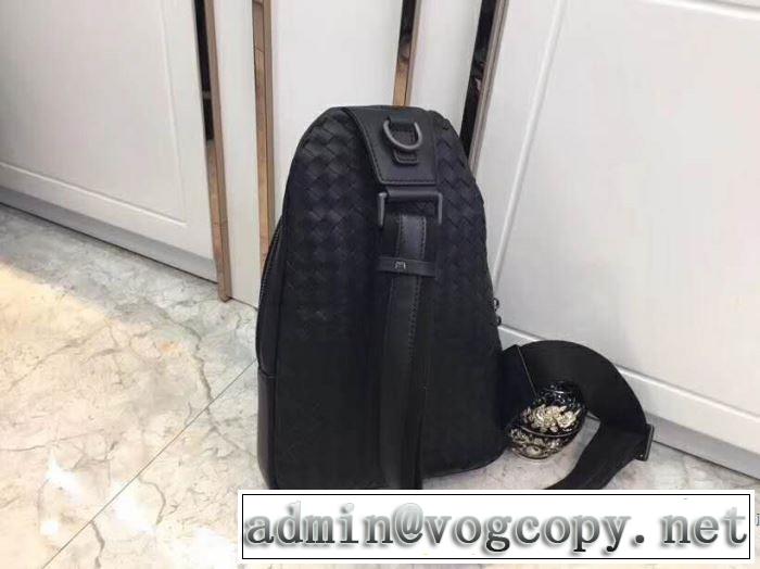 リュック 夏に良く似合うちょっと新品 ボッテガ ヴェネタ BOTTEGA VENETA  2019年夏の一押しファッションアイテム