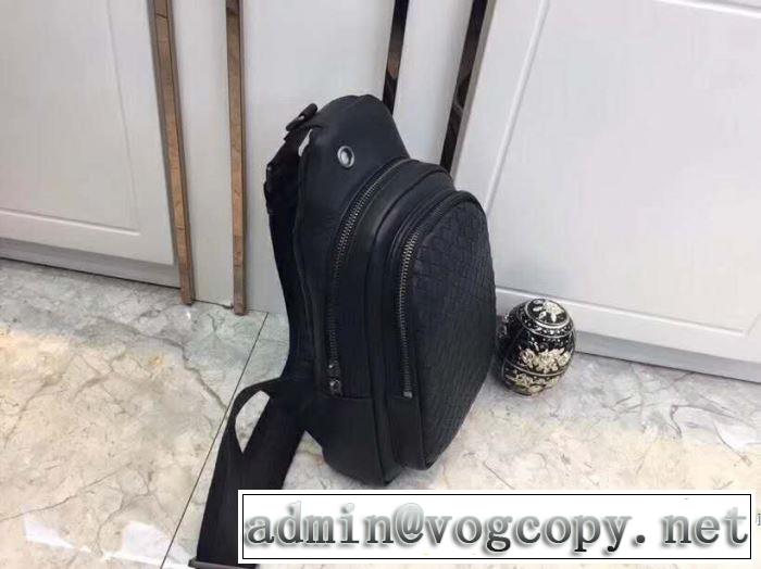 リュック 夏に良く似合うちょっと新品 ボッテガ ヴェネタ BOTTEGA VENETA  2019年夏の一押しファッションアイテム