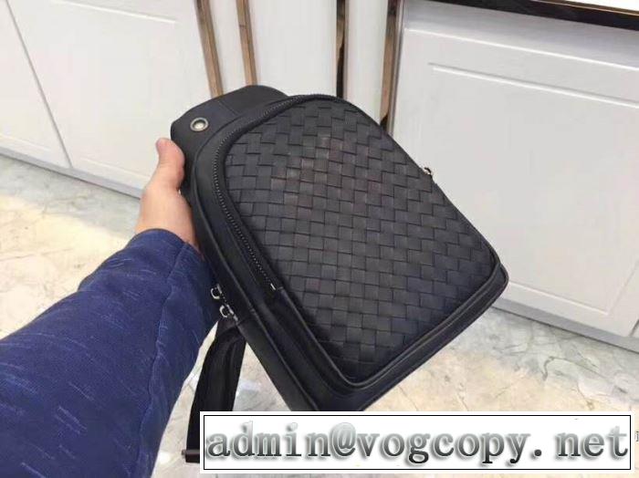 リュック 夏に良く似合うちょっと新品 ボッテガ ヴェネタ BOTTEGA VENETA  2019年夏の一押しファッションアイテム