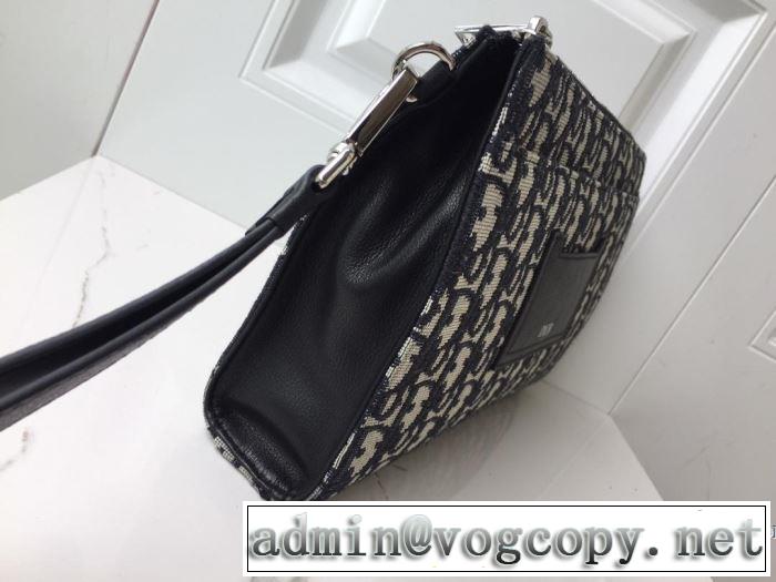 ディオール DIOR ポーチ 2019年春夏流行ファッション 春夏シンプルファッションでOK！