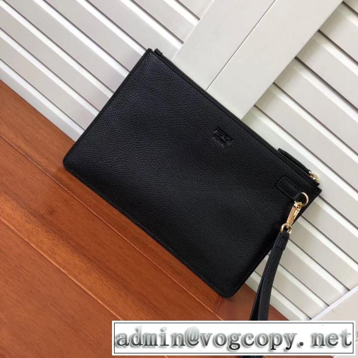 2019秋冬着こなし方おすすめ　フェンディおしゃれで機能性の高い　FENDI ハンドバッグ 多色可選　オシャレな秋冬コーデスタイル