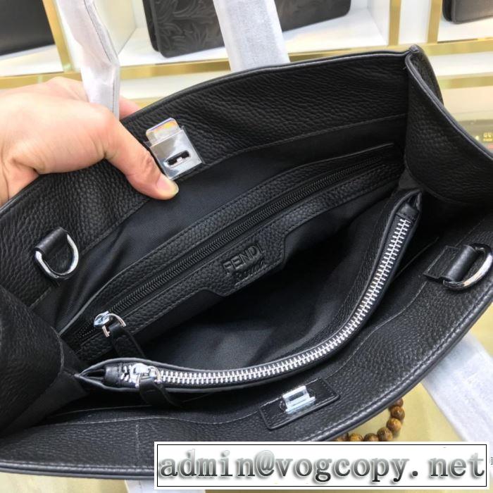 お洒落が楽しめる秋冬新品　フェンディ FENDI 2019-20秋冬ファッションを楽しみ　ハンドバッグ　バランスの取れたコーデスタイル