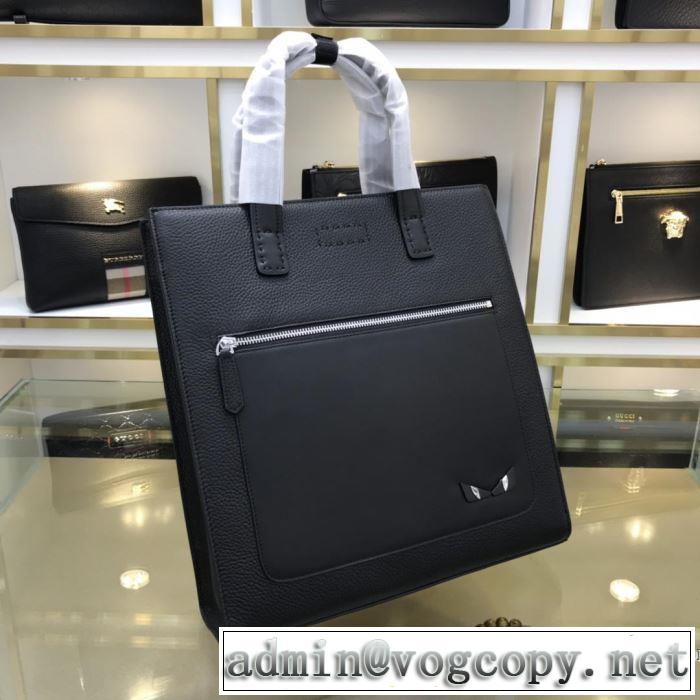 ゆったりきれいめスタイル新品　フェンディ 2019年秋冬のトレンドをカッコ良く押さえ　FENDI ハンドバッグ　絶対に押さえておきたい人気色