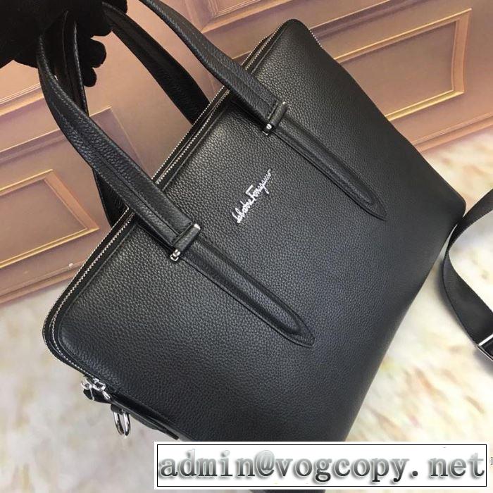 2019年最新ファッション 今から夏まで活躍する サルヴァトーレフェラガモ FERRAGAMO ビジネスバッグ