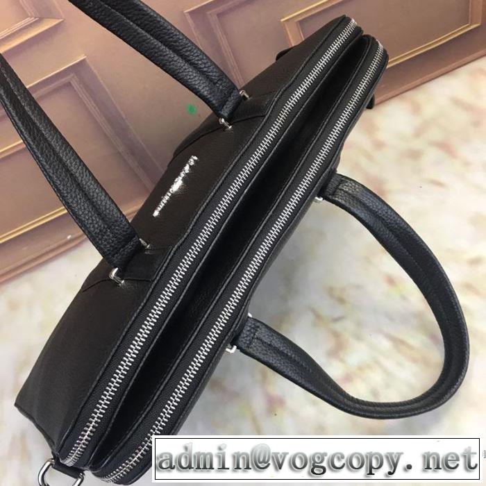 2019年最新ファッション 今から夏まで活躍する サルヴァトーレフェラガモ FERRAGAMO ビジネスバッグ