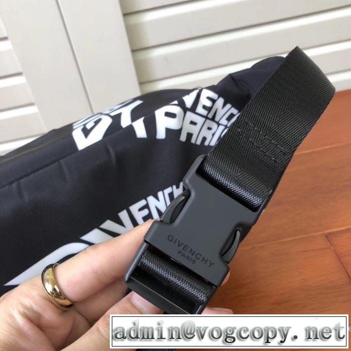 2019-20秋冬トレンドファッション ジバンシー GIVENCHY 最新秋冬トレンドをチェック ウエストポーチ 秋冬流行りファション