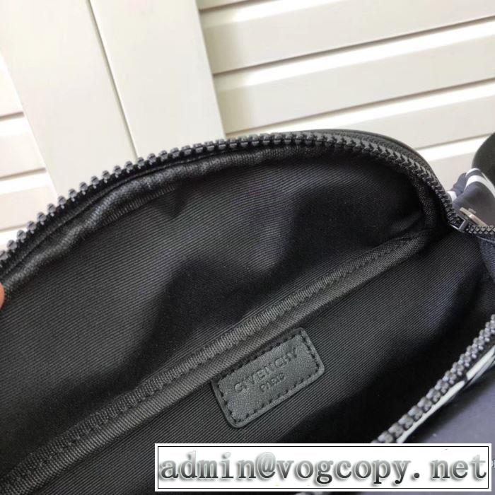 2019-20秋冬トレンドファッション ジバンシー GIVENCHY 最新秋冬トレンドをチェック ウエストポーチ 秋冬流行りファション