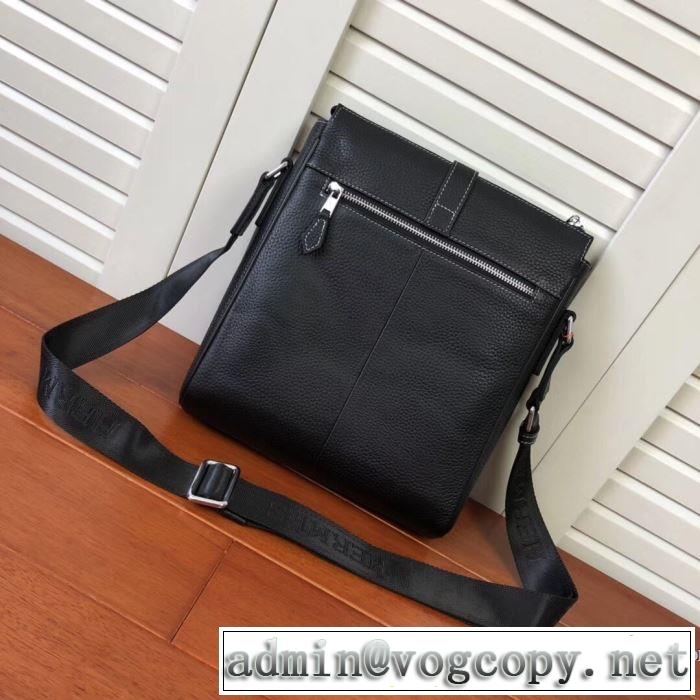 やっぱり優しい色 エルメス HERMES 【2019秋冬トレンド】押さえておきたい ショルダーバッグ サイズのよさを感じる新作 3色可選