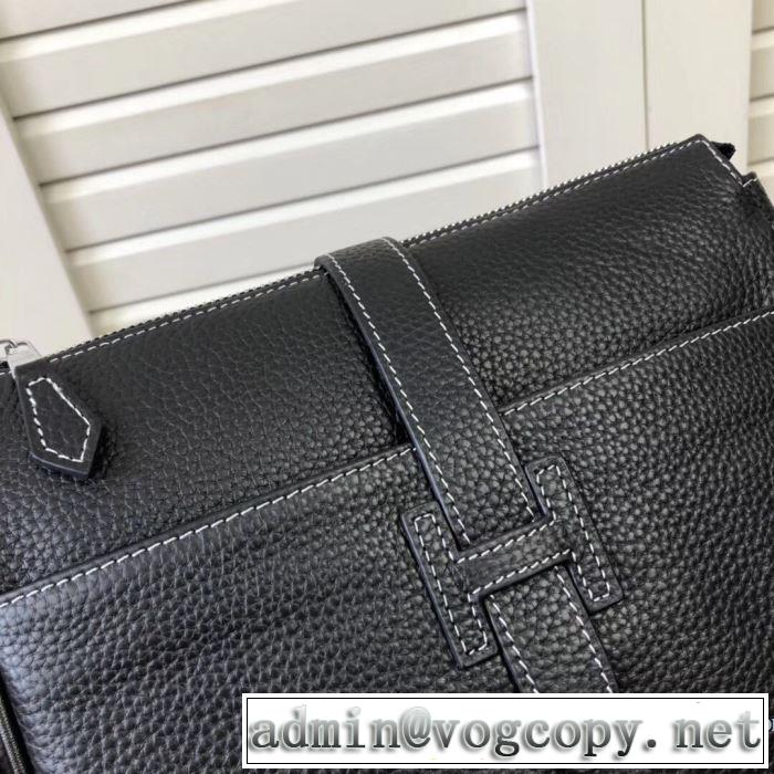 やっぱり優しい色 エルメス HERMES 【2019秋冬トレンド】押さえておきたい ショルダーバッグ サイズのよさを感じる新作 3色可選