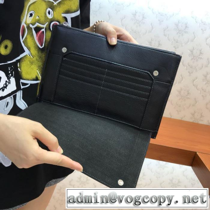 2019秋冬トレンドデザイン エルメス今年注目すべき秋冬ファッション  HERMES ポーチ 素敵続くトレンド