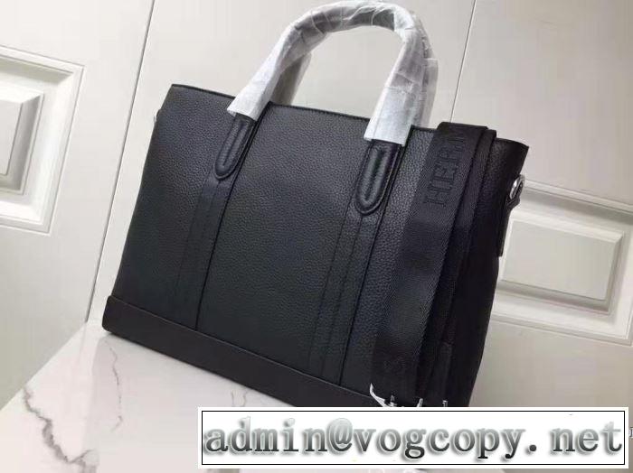 ハンドバッグ  おしゃれなファッションコーデ エルメス 2019トレンド秋冬おすすめ安い HERMES 秋冬にお世話になる定番