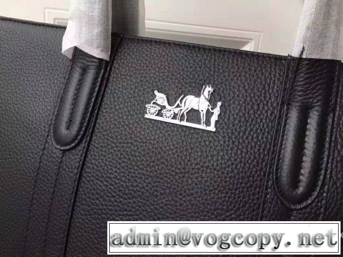 ハンドバッグ  おしゃれなファッションコーデ エルメス 2019トレンド秋冬おすすめ安い HERMES 秋冬にお世話になる定番