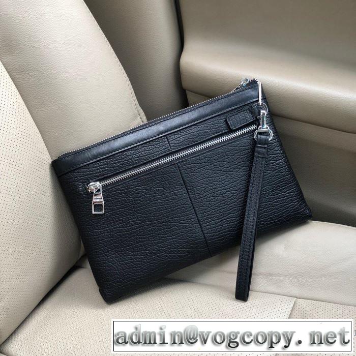 ポーチ 大人カジュアル夏ファッション2019 今期のトレンド定番アイテム ルイ ヴィトン LOUIS VUITTON