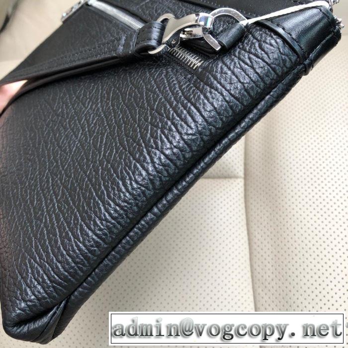 ポーチ 大人カジュアル夏ファッション2019 今期のトレンド定番アイテム ルイ ヴィトン LOUIS VUITTON