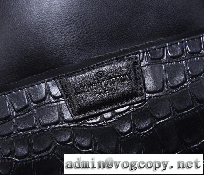 今年春夏ファション流行り ルイ ヴィトン LOUIS VUITTON リュック 【2019春夏】最新コレクション