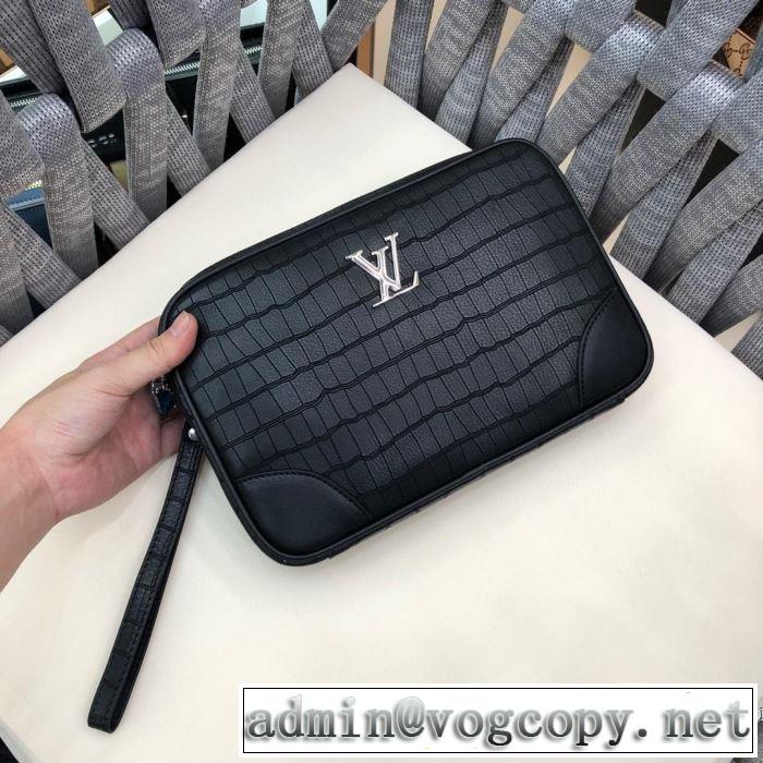ルイ ヴィトン LOUIS VUITTON ポーチ 【2019年】夏のファッション  夏おすすめ人気ブランドアイテム