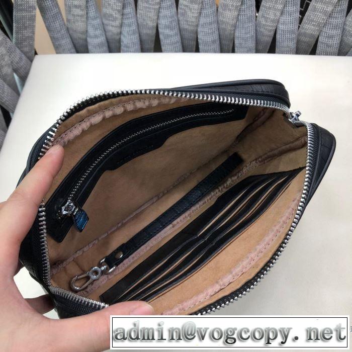 ルイ ヴィトン LOUIS VUITTON ポーチ 【2019年】夏のファッション  夏おすすめ人気ブランドアイテム