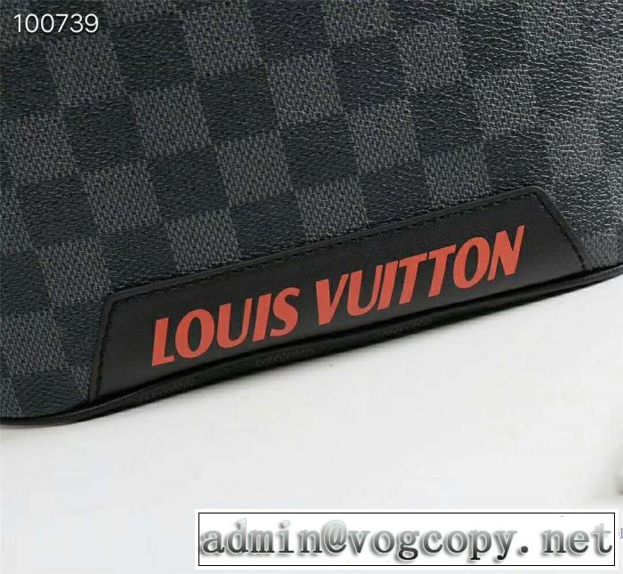 ルイ ヴィトン LOUIS VUITTON ショルダーバッグ 夏の大人カジュアルスタイル 2019年の春夏に着たい