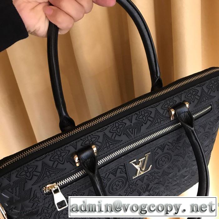 2019-20秋冬トレンドファッション ルイ ヴィトン LOUIS VUITTON 最新秋冬トレンドをチェック ハンドバッグ  秋冬流行りファション