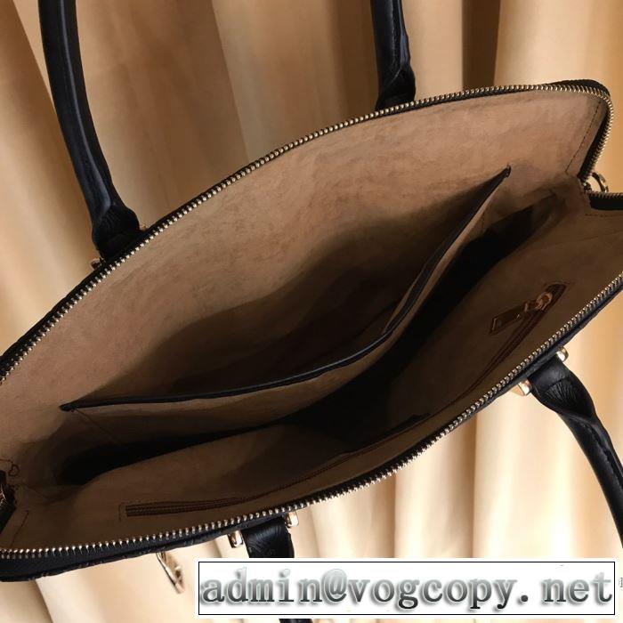 2019-20秋冬トレンドファッション ルイ ヴィトン LOUIS VUITTON 最新秋冬トレンドをチェック ハンドバッグ  秋冬流行りファション