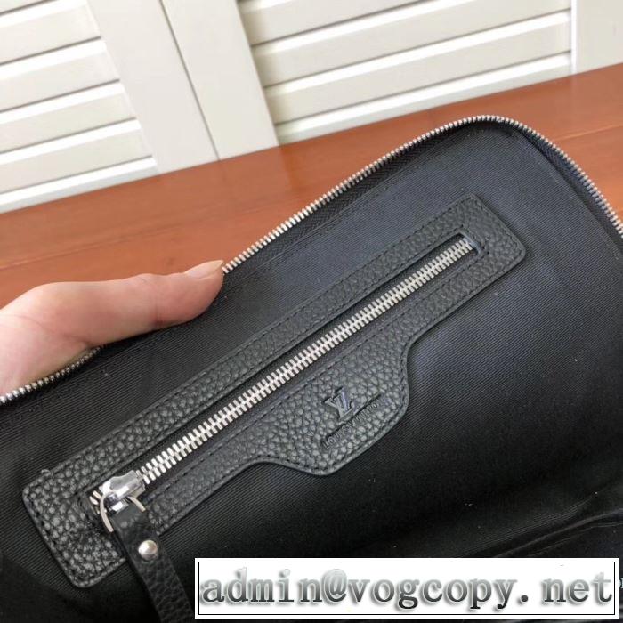 ポーチ  最新秋冬トレンドをチェック！2019-20秋冬 ルイ ヴィトン 絶対おさえるべきカラーと最新 LOUIS VUITTON 今年の流行りファション