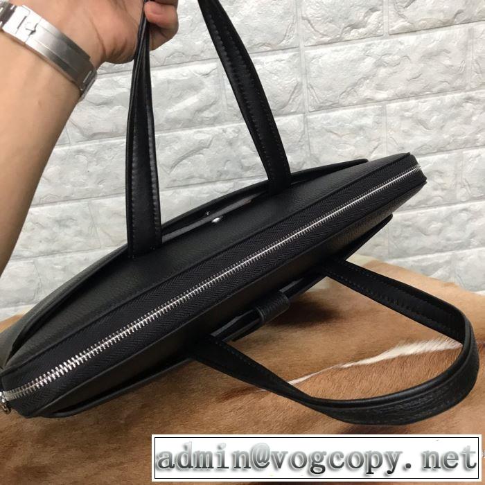 ハンドバッグ  大人かわいい秋冬コーデを楽しみ ルイ ヴィトンおしゃれ度アップ秋冬コレクション  LOUIS VUITTON 2019秋のファッショントレンドはこれ