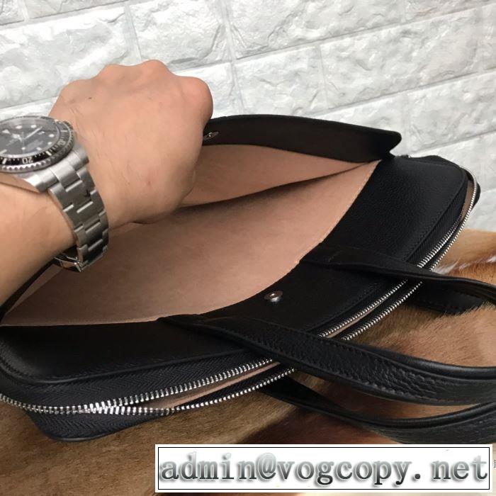 ハンドバッグ  大人かわいい秋冬コーデを楽しみ ルイ ヴィトンおしゃれ度アップ秋冬コレクション  LOUIS VUITTON 2019秋のファッショントレンドはこれ