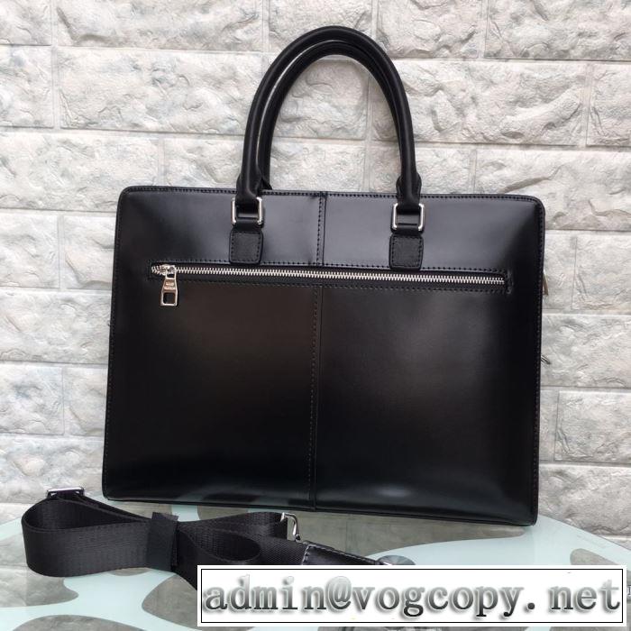 秋冬コーデと相性がいい ルイ ヴィトン おしゃれなファッションコーデ LOUIS VUITTON ハンドバッグ 【最新】2019年秋冬のトレンド速報