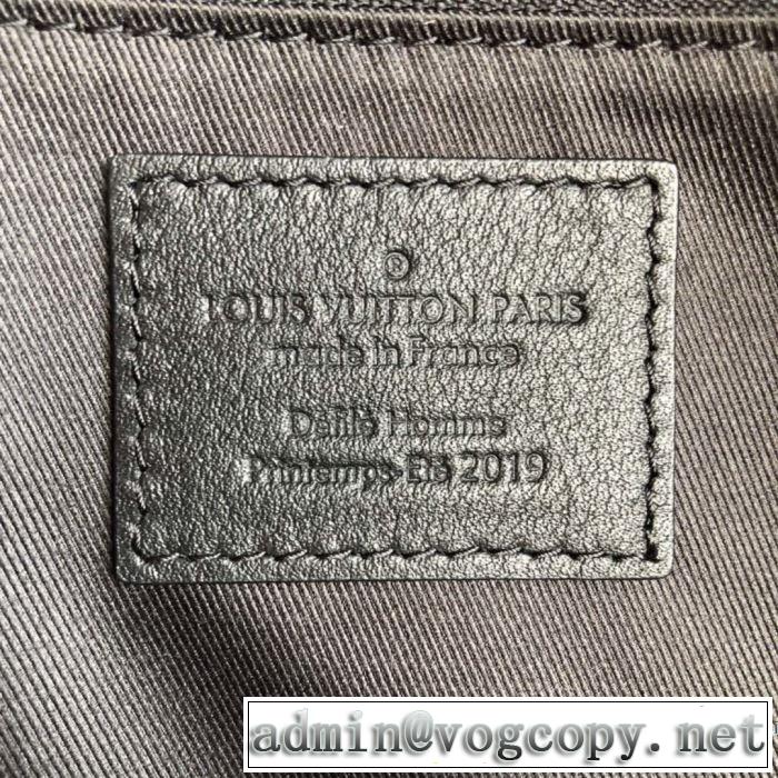 LOUIS VUITTON 優しい色味がかわいい ルイ ヴィトン今季トレンド新作はこれ  スーツケース 速報！2019年秋ファッショントレンド