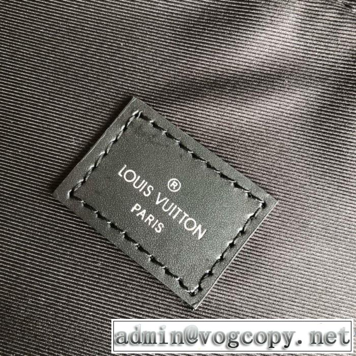 ウエストポーチ ルイ ヴィトン大人かわいい秋冬コーデを楽しみ  LOUIS VUITTON 2019秋のファッショントレンドはこれ