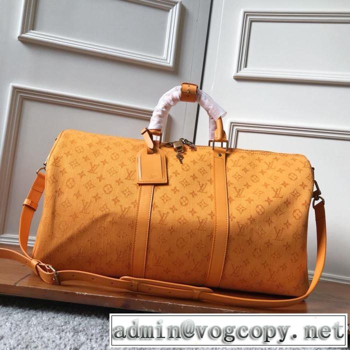 ルイ ヴィトン おしゃれなファッションコーデ LOUIS VUITTON 2019トレンド秋冬おすすめ安い スーツケース 秋冬にお世話になる定番