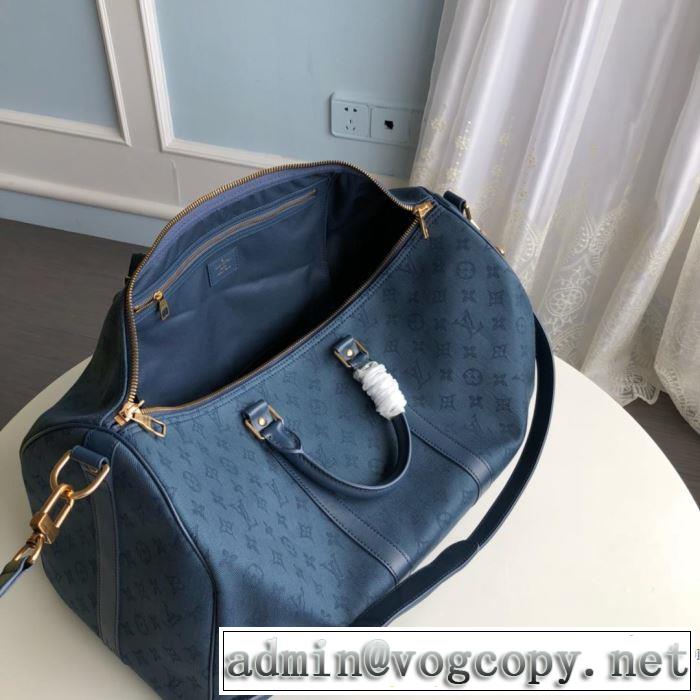 ルイ ヴィトン おしゃれなファッションコーデ LOUIS VUITTON 2019トレンド秋冬おすすめ安い スーツケース 秋冬にお世話になる定番