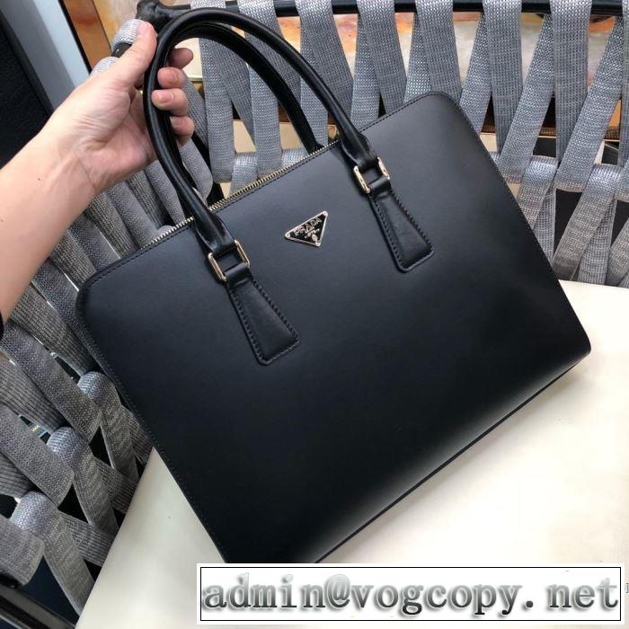春夏！大人カジュアル プラダ PRADA ビジネスバッグ 【2019春夏】最新コレクション