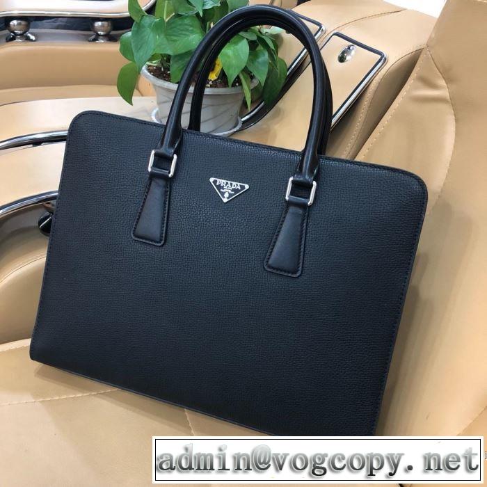 ビジネスバッグ 2019春夏も引き続き人気セール 夏先に大活躍する プラダ PRADA