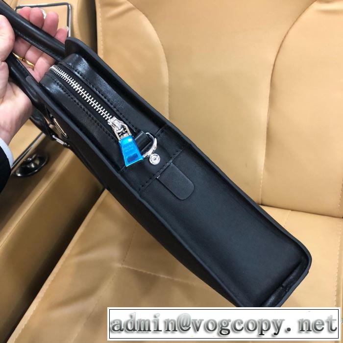 ビジネスバッグ 2019春夏も引き続き人気セール 夏先に大活躍する プラダ PRADA